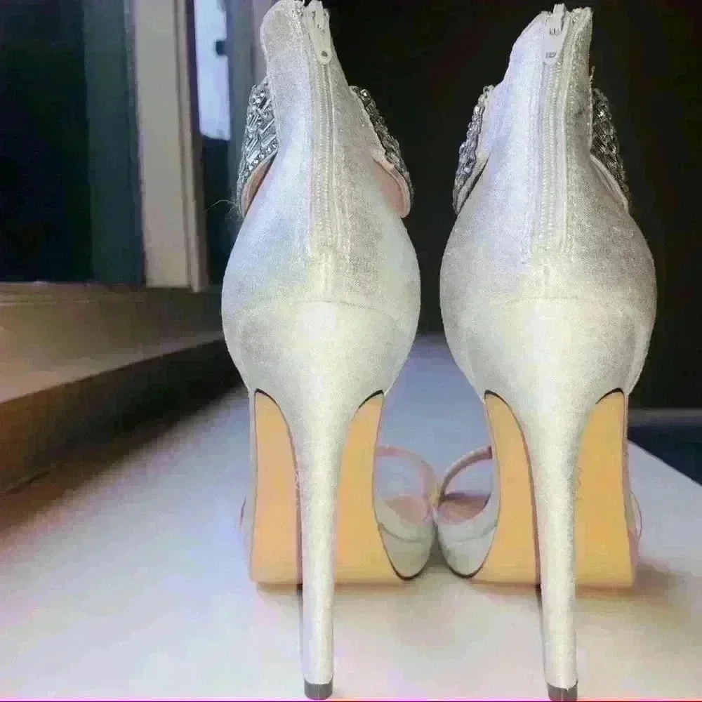 NEW!🥳🎊HOST PICK🎊🥳Nina Fayth Platform Heels.